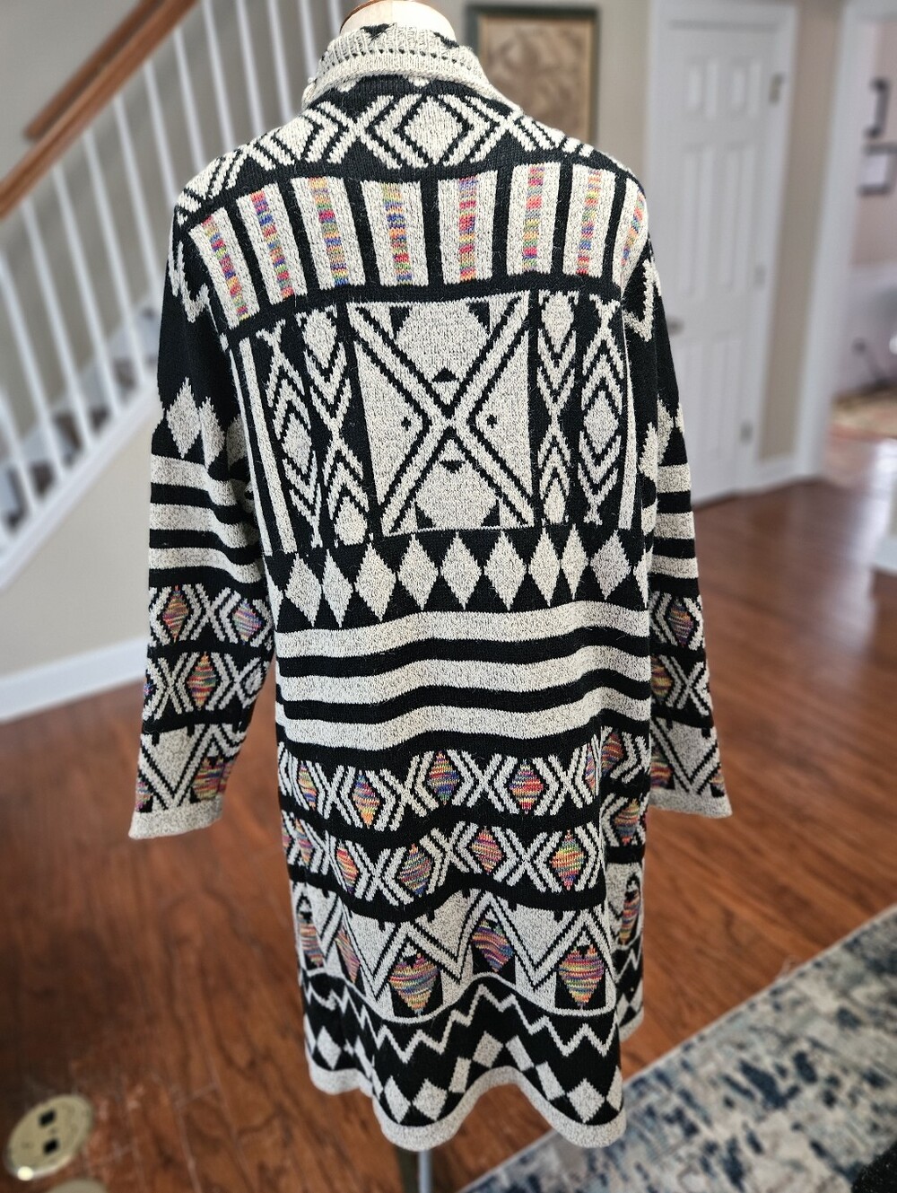 Monroe And Main Aztec Boho Long Cardigan XL - Picture 3 of 5
